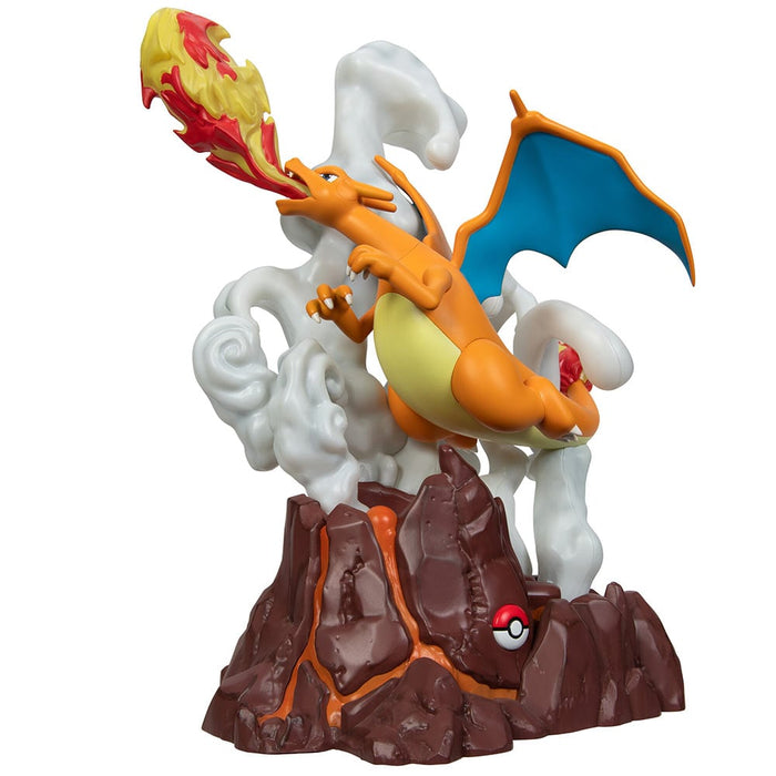 Pokemon: Deluxe Collectors Figure Charizard 1/10 Scale