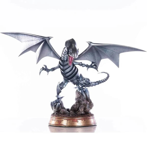 First 4 Figures: Yu-Gi-Oh! Blue-Eyes White Dragon Statue (Silver)