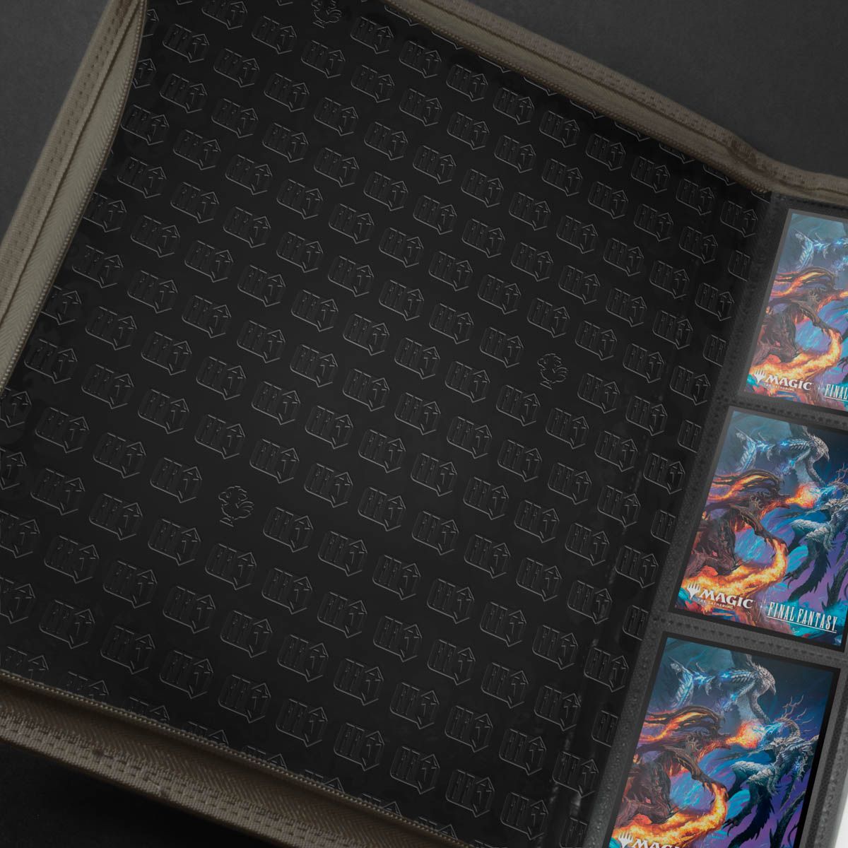 MTG: Ultra-Pro 9 Pocket Zippered PRO-Binder Final Fantasy Sephiroth