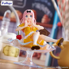 FuRyu: Love is War - Chika Fujiwara Parfait Figure