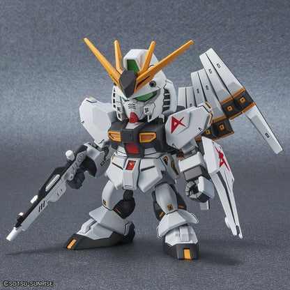 Bandai: SD Gundam Ex-standard Nu Gundam