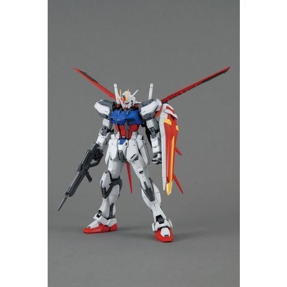 Bandai: MG 1/100 Aile Strike Gundam Ver. RM