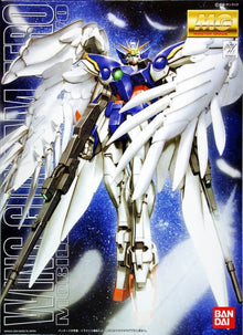Bandai:  MG 1/100 - W GUNDAM ZERO CUSTOM