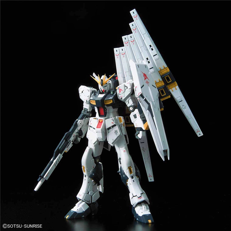 Bandai: RG 1/144 NU Gundam