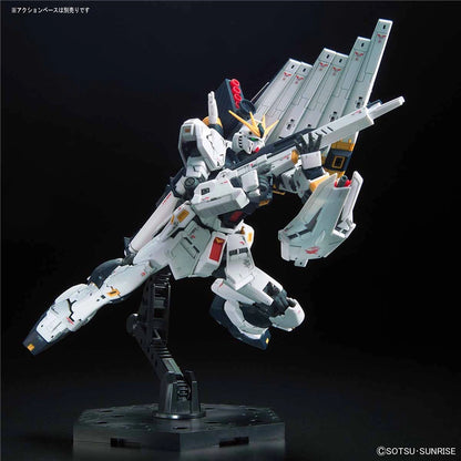 Bandai: RG 1/144 NU Gundam