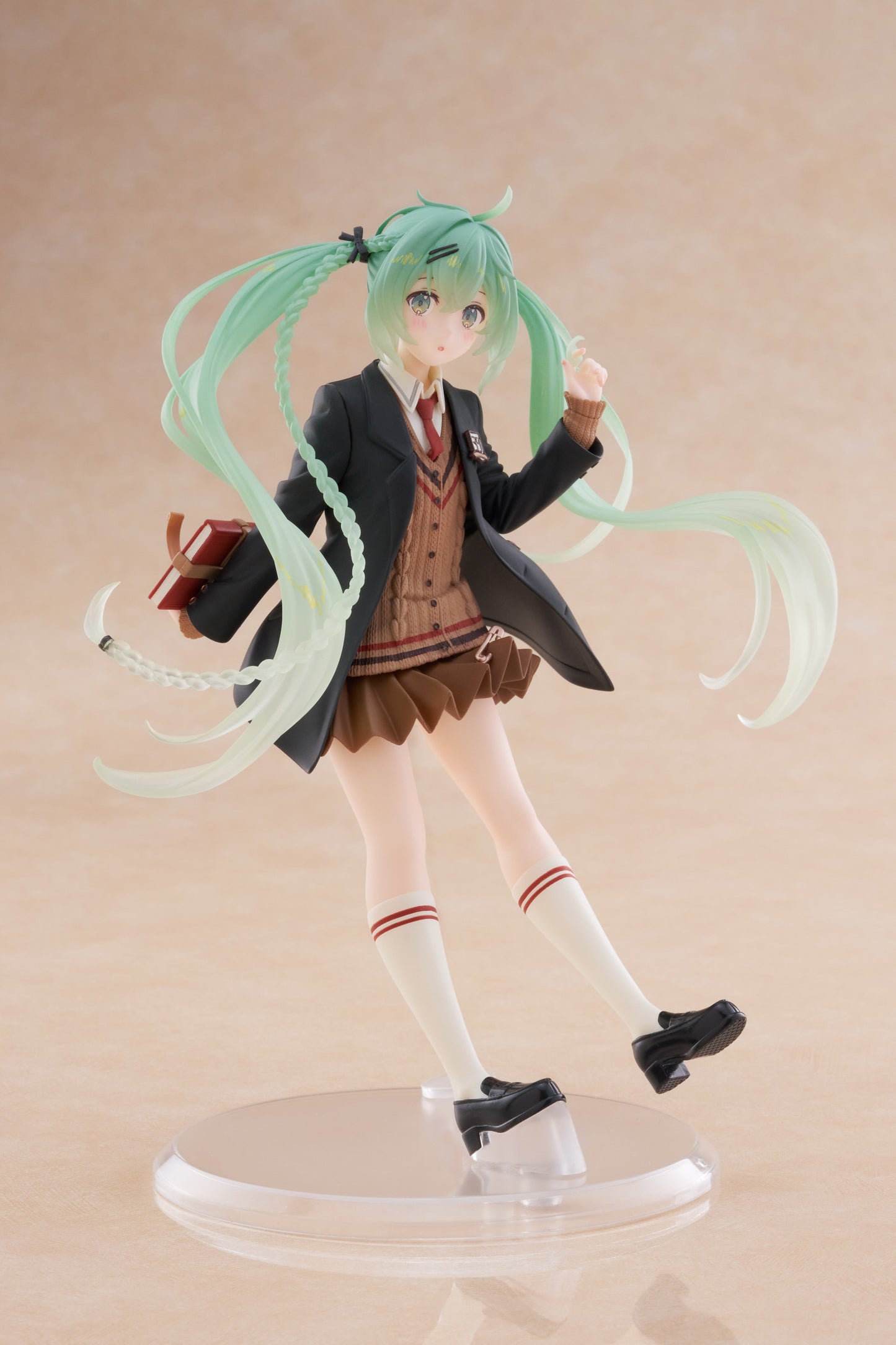 Taito: Hatsune Miku Figure Fashion (Preppy Version)