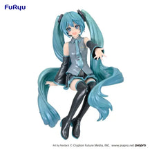 FuRyu: Hatsune Miku - Noodle Stopper Figure Nardack Pearl Version