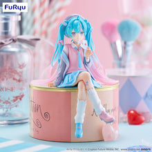 FuRyu: Hatsune Miku - Noodle Stopper Figure Love Blazer
